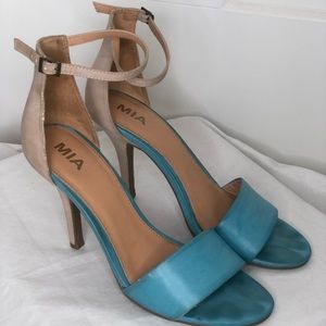 MIA | two tone Heels